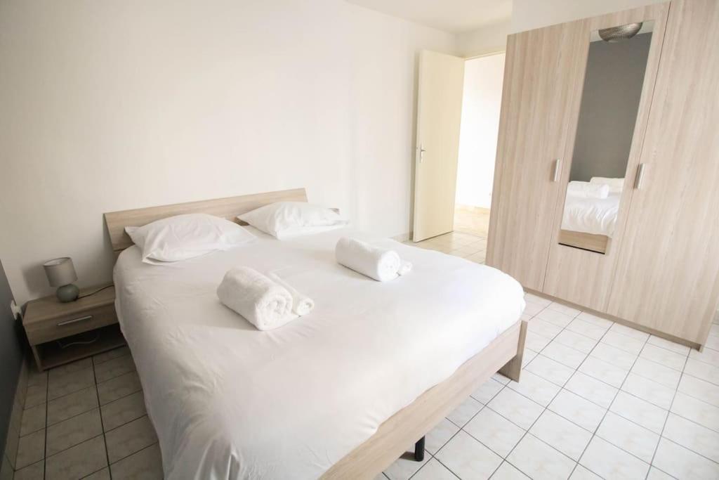 Joli T2 Renove / Wifi / Grand Parking Prive Apartment La Couronne  Bagian luar foto